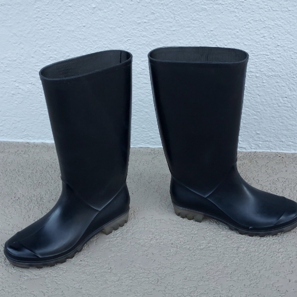 Coach Rubber Rain Boots - Picture 8 of 13